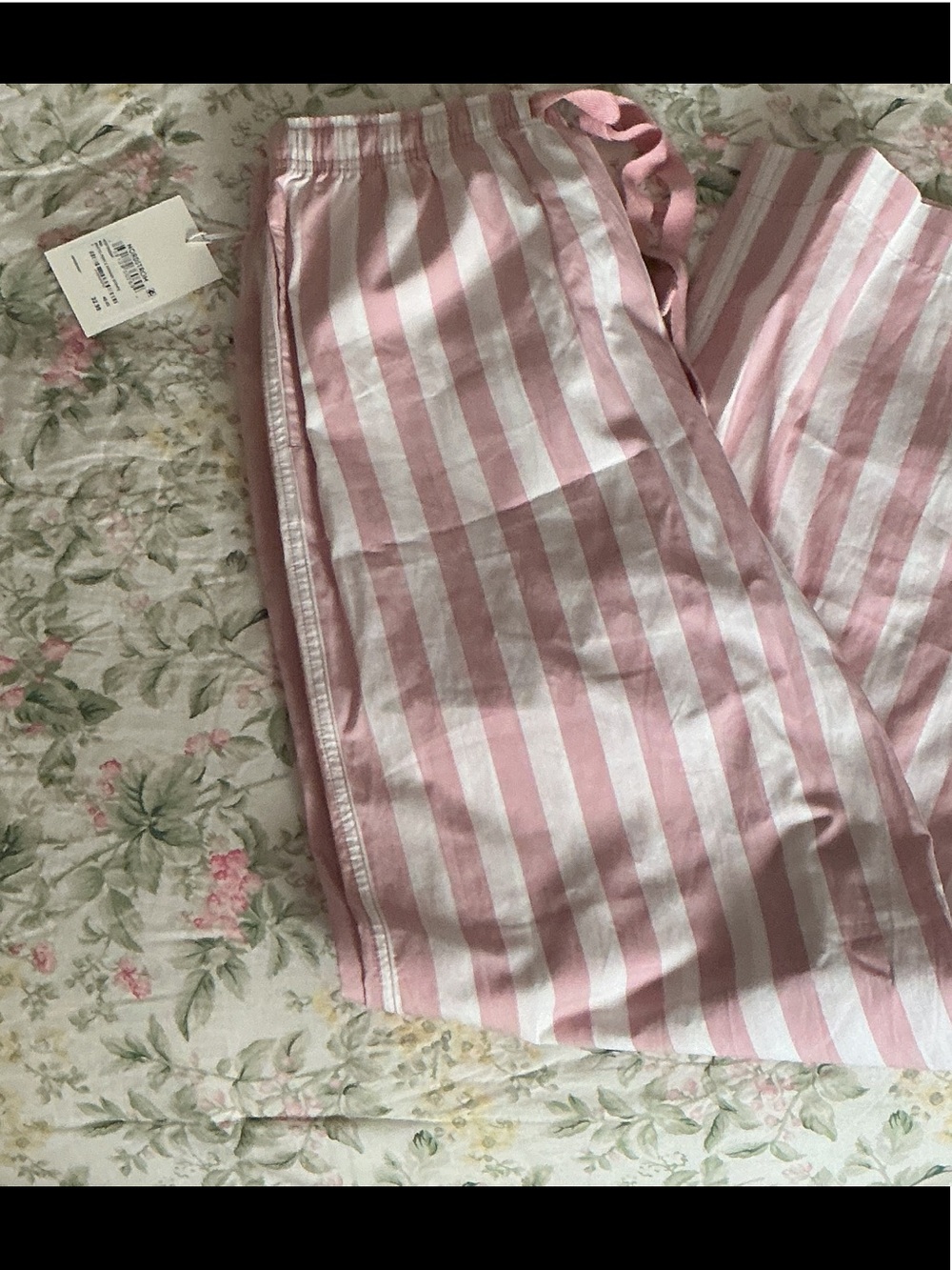 Y2K pink Victoria’s Secret look alike and white striped pj bottoms 100% cotton